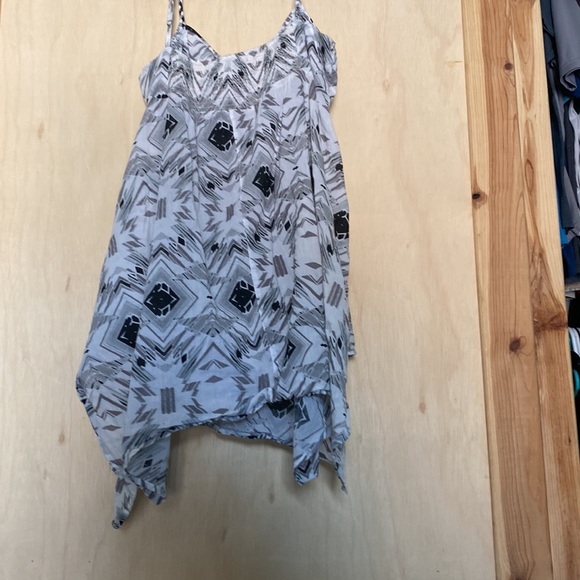 BNWOT Women’s Volcom midi summer dress XL halter low back asymmetrical bottom - Picture 2 of 4